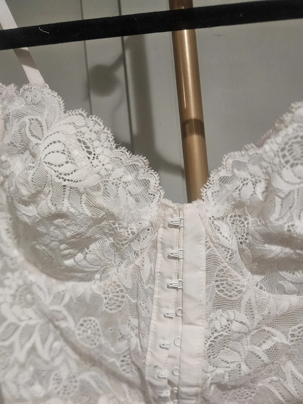 Vintage Victoria’s Secret Lace Teddy Bodysuit White Bridal Lingerie USA. Large